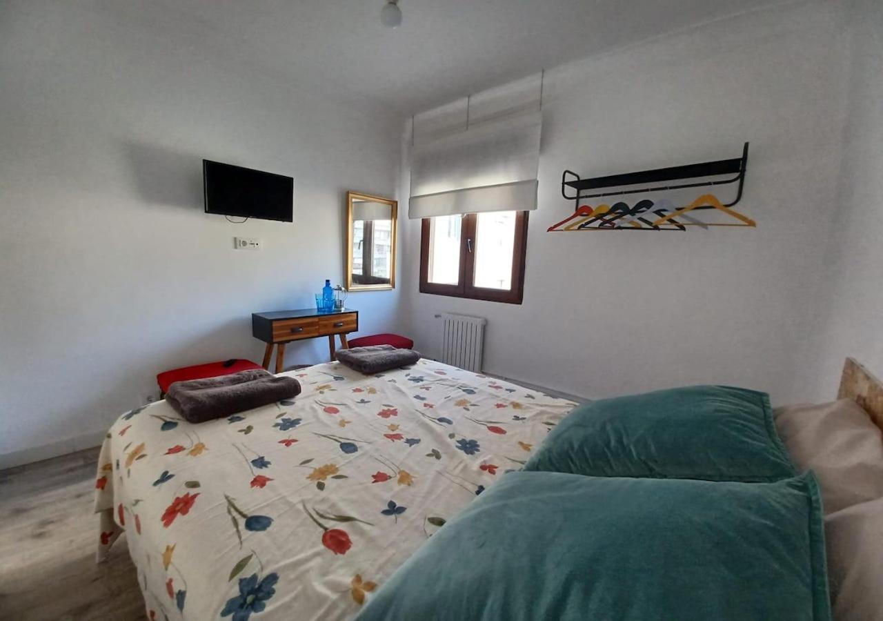 Habitaciones En El Atico De Tona Mirando A La Bahia De Santander Exteriér fotografie